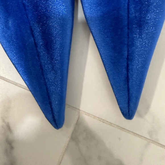 Balenciaga OTK Velvet Knife Boot - Picture 9 of 10